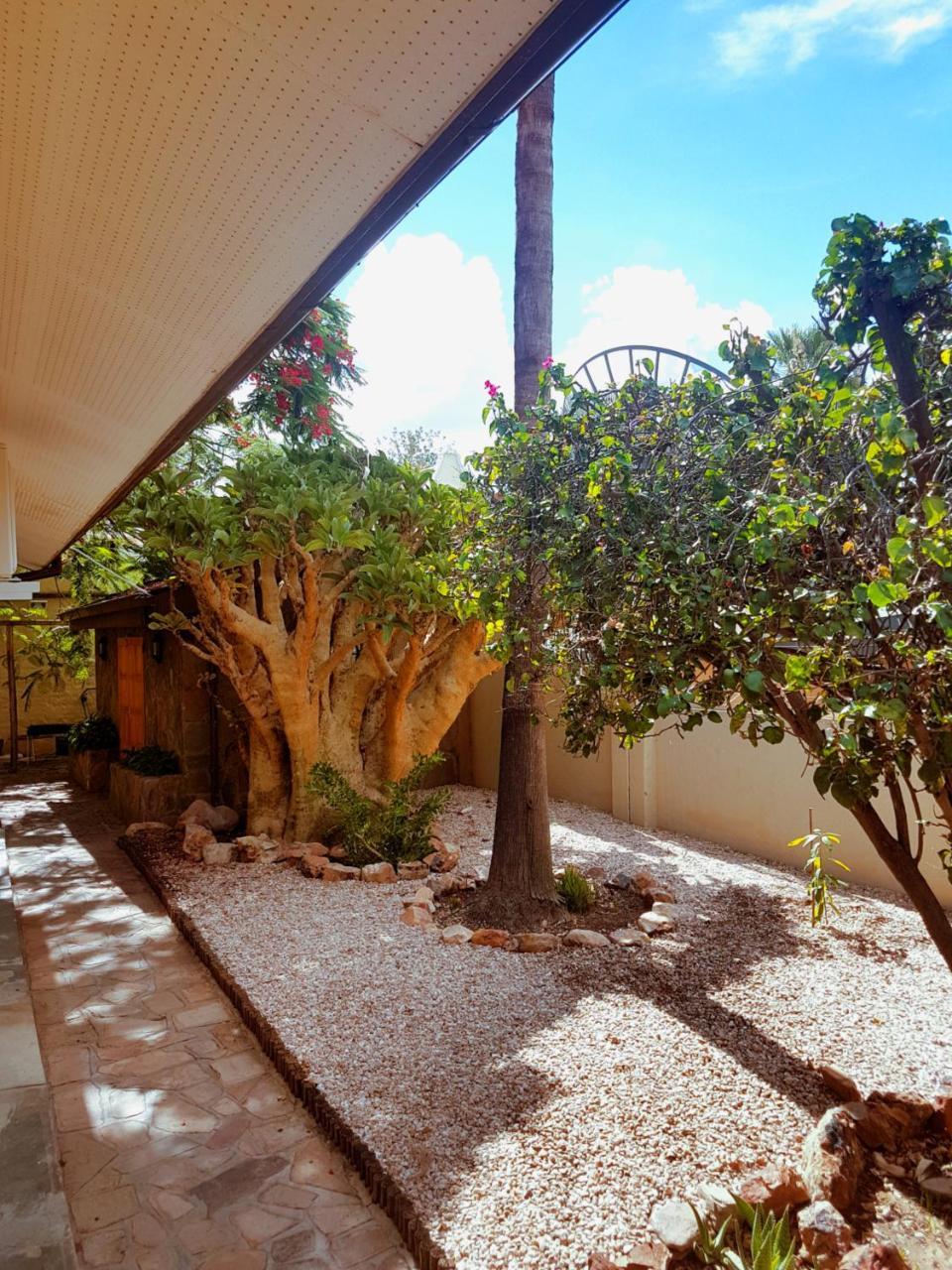 Hotel Pension Steiner Windhoek Exterior foto